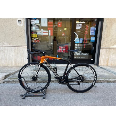 BICI STRADA TREK EMONDA SL7 TG. 54 USATA